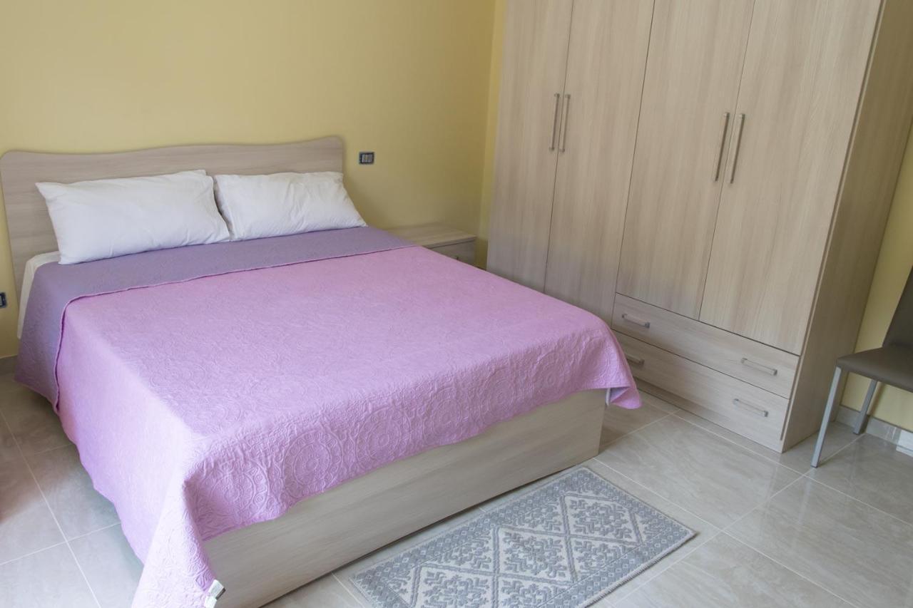 Stella D'Oro Bed & Breakfast วีโบ วาเลนเซีย ภายนอก รูปภาพ